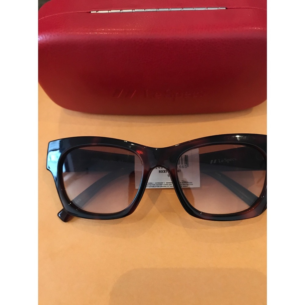 LeSpecs- Rocky Tort